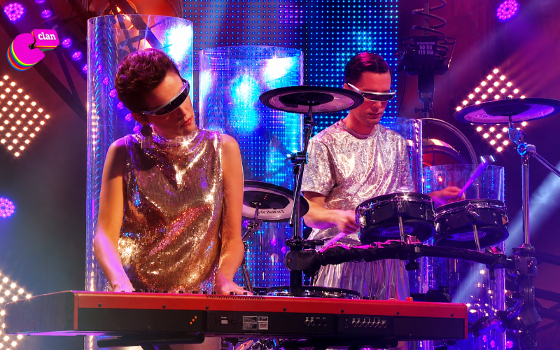 04 DJ Robot - Doble Pletina